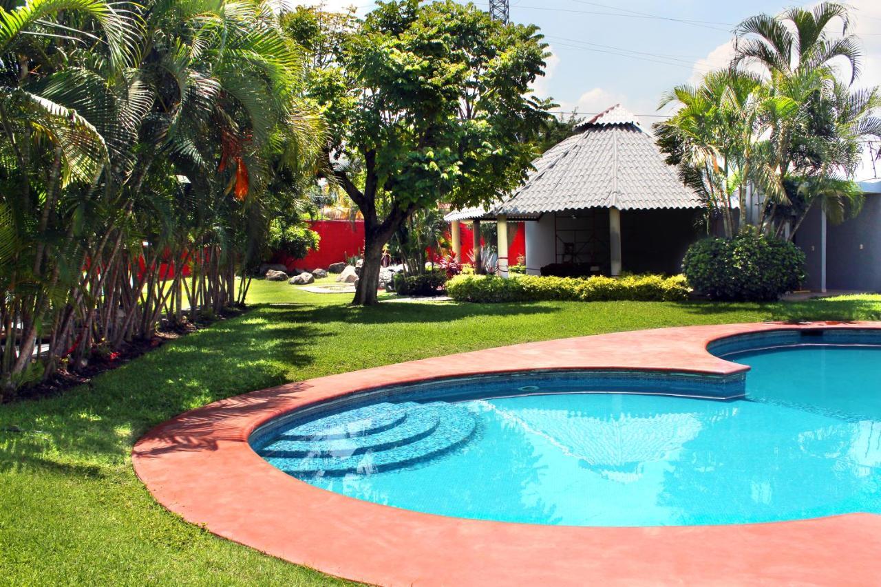 Preciosa Casa Palmera En Cuernavaca Con Alberca, Wifi, Tv Y Cocina Para Fin De Semana, Descanso, Vacaciones O Home Office Emiliano Zapata  Exterior photo